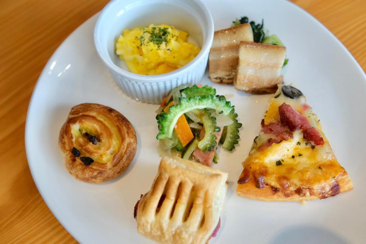 Naha Tokyu Rei Hotel Екстериор снимка